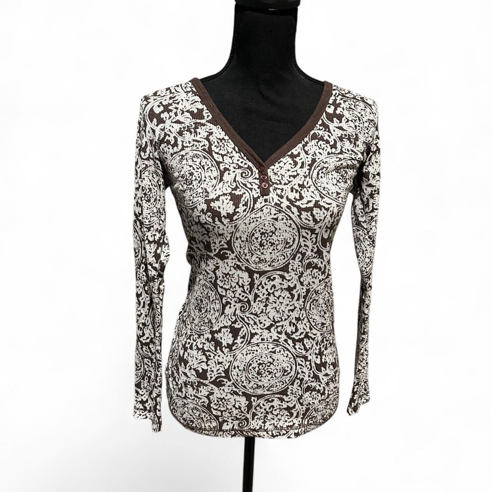 Chic Patterned Women's Blouse in Brown and White